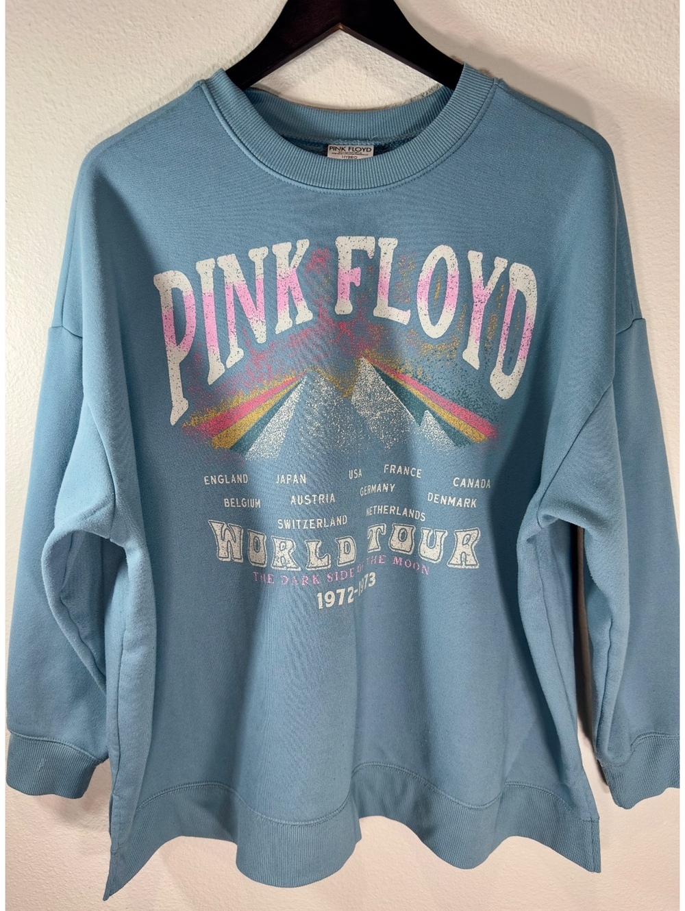 Pink Floyd Womenās 2X Blue World Tour 1972-73 Dark Side Moon Sweatshirt